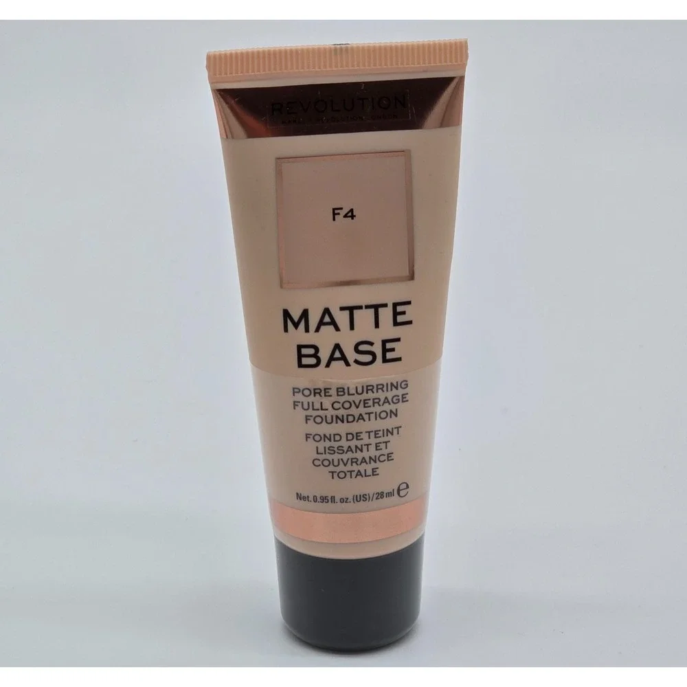 F4 Makeup Revolution Matte Base Foundation F4 Pore Blurring Full Coverage